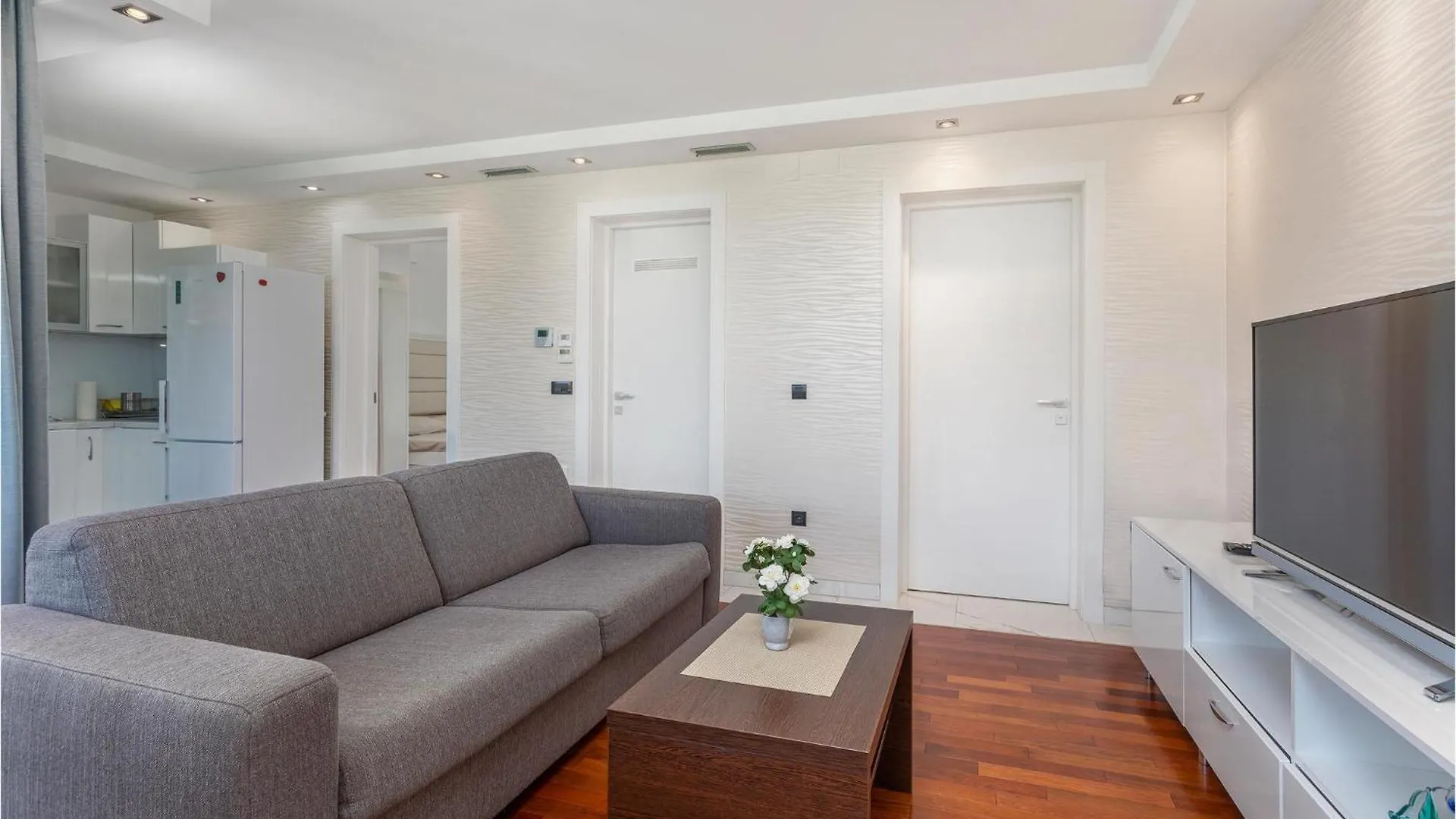 Lovely Apartment In Malinska With Wifi 0*,  Croatia