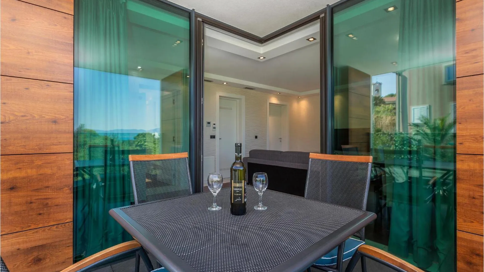Lovely Apartment In Malinska With Wifi